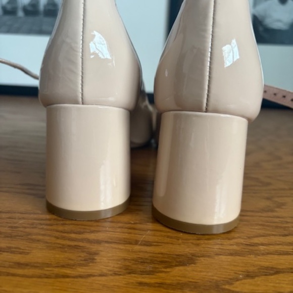 Ferca 8 Mary Jane's. Light pink patent leather, rhinestone buckles. NWOT 38 EU - Picture 5 of 8